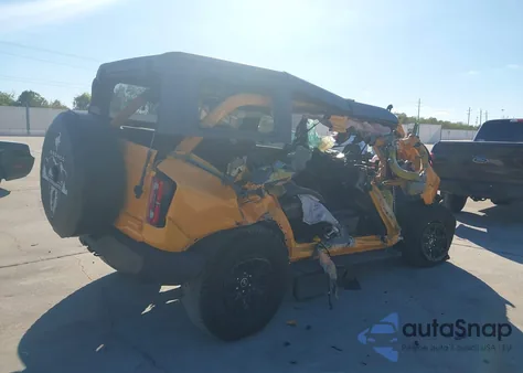 2022 Ford Bronco Wildtrak z USA, uszkodzony, nr VIN 1FMEE5DP2NLB30150